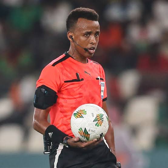 Coupe du Monde 2026 : L’arbitre somalien Omar Abdulkadir Artan refoulé des États-Unis, la polémique enfle